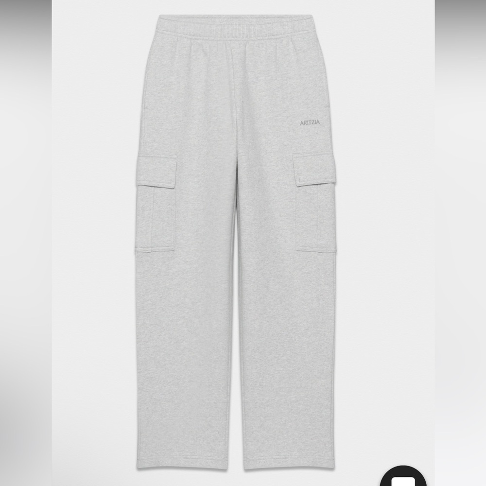 NWOT Aritzia TNA cozy Fleece Mega Cargo Sweatpant cairo XS